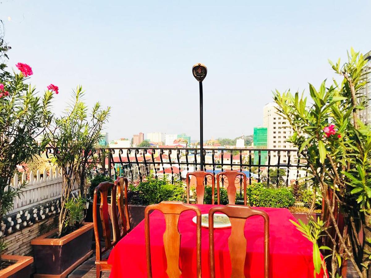 Hotel Luxury World พนมเปญ ภายนอก รูปภาพ